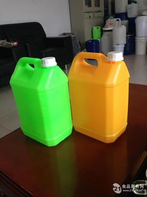 10升10L車用尿素塑料桶 德州塑料桶產(chǎn)品的實(shí)用選擇
