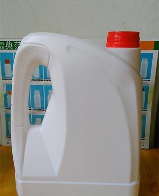 高效實(shí)用的4升防凍液桶 廠家優(yōu)選，冷卻液與潤(rùn)滑油存儲(chǔ)的理想選擇
